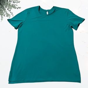 🔥 Fabletics T- Shirt Running Workout size M